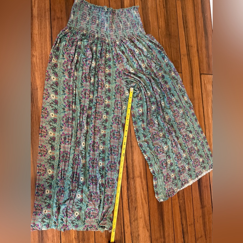 Natural Life Green Floral Palazzo Pant. Size large